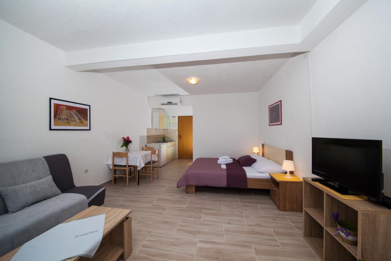 Apartments Kovacic Makarska Buitenkant foto