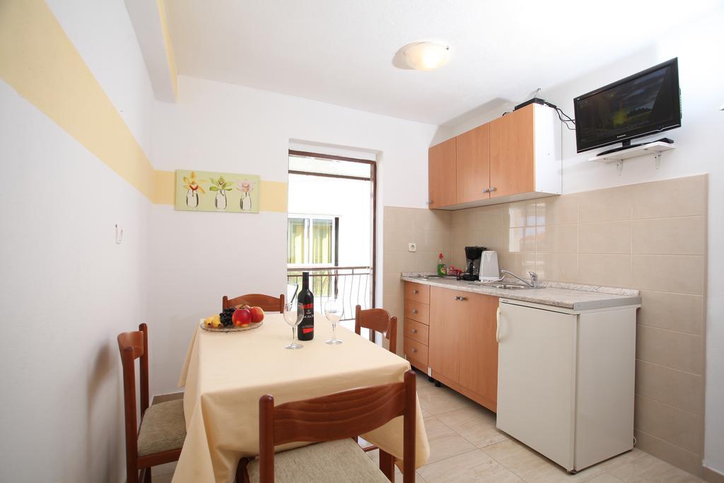 Apartments Kovacic Makarska Kamer foto