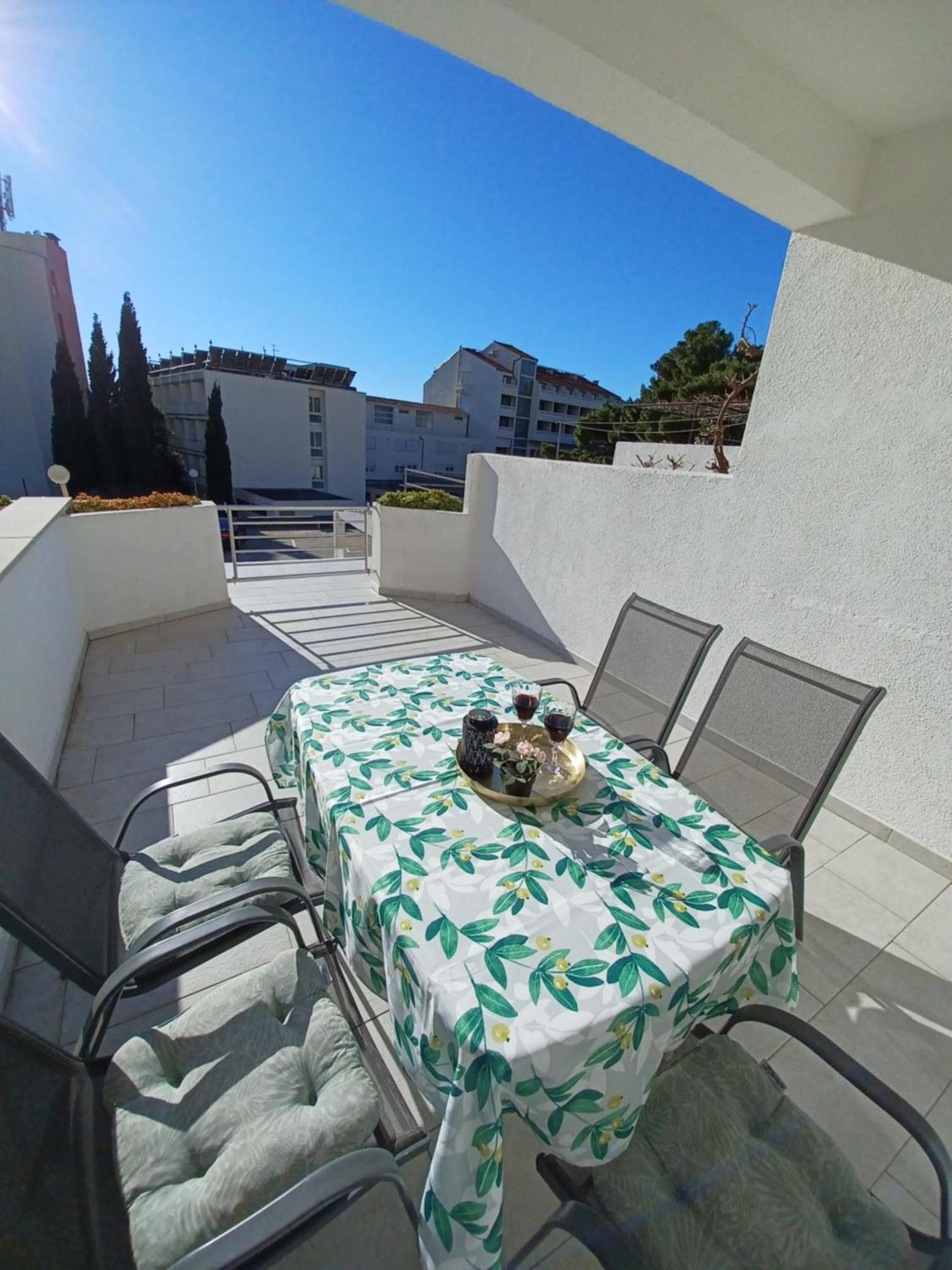 Apartments Kovacic Makarska Buitenkant foto