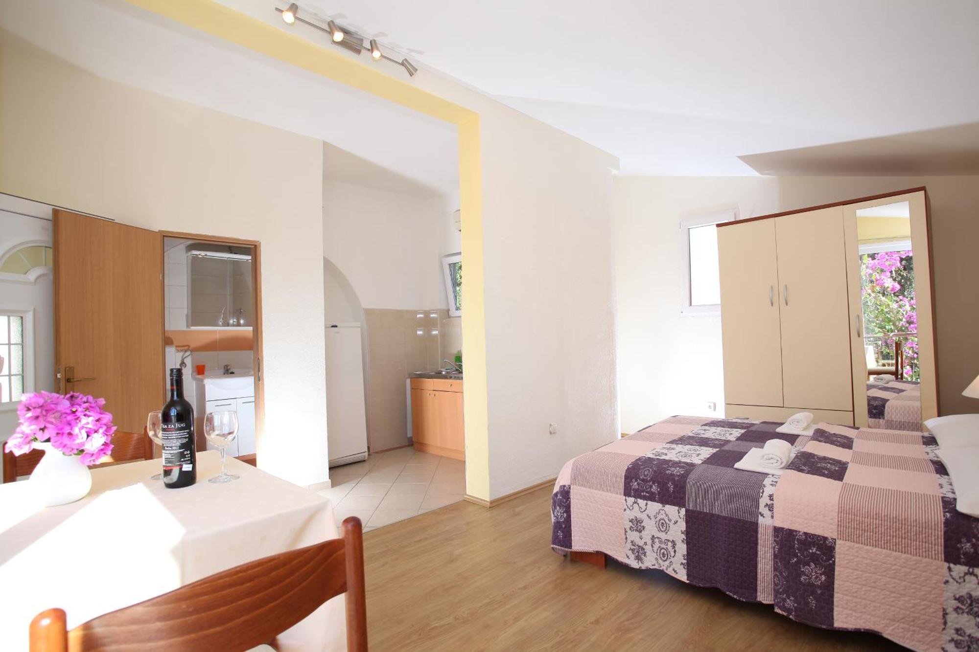 Apartments Kovacic Makarska Kamer foto