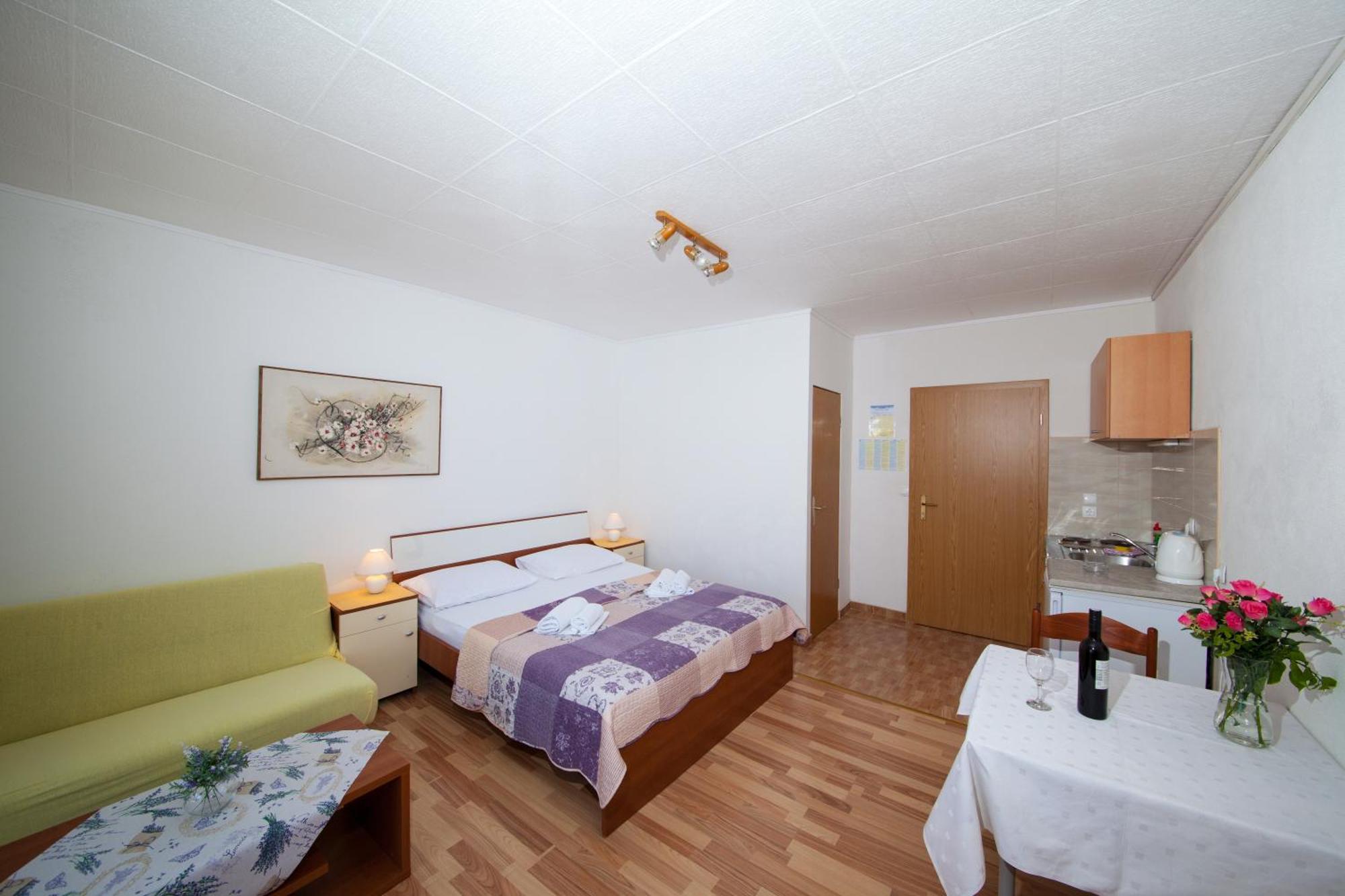 Apartments Kovacic Makarska Kamer foto