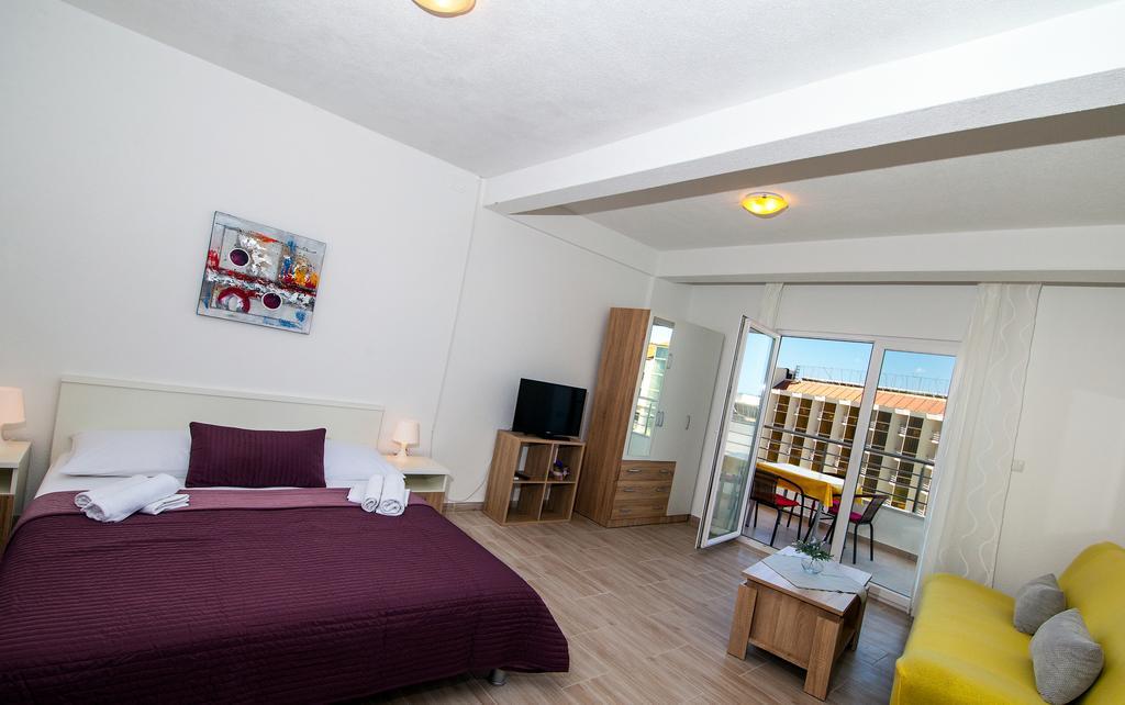 Apartments Kovacic Makarska Buitenkant foto